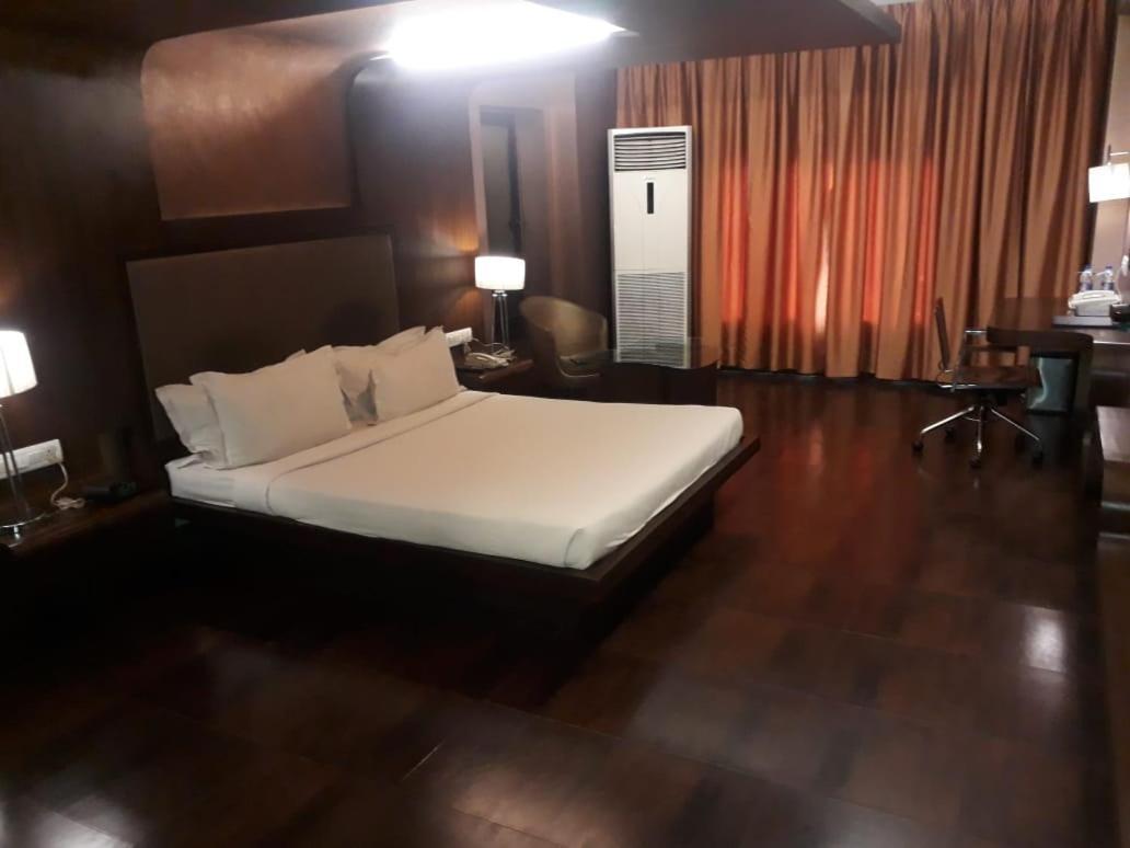 Cocoon Luxury Business Hotel Dhanbad Bagian luar foto