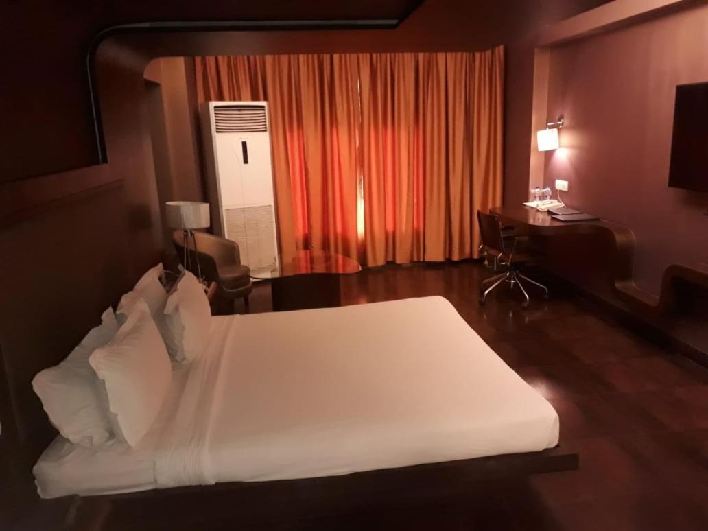 Cocoon Luxury Business Hotel Dhanbad Bagian luar foto
